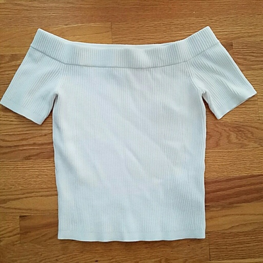 Club Monaco ribbed off the shoulder cropped top xs